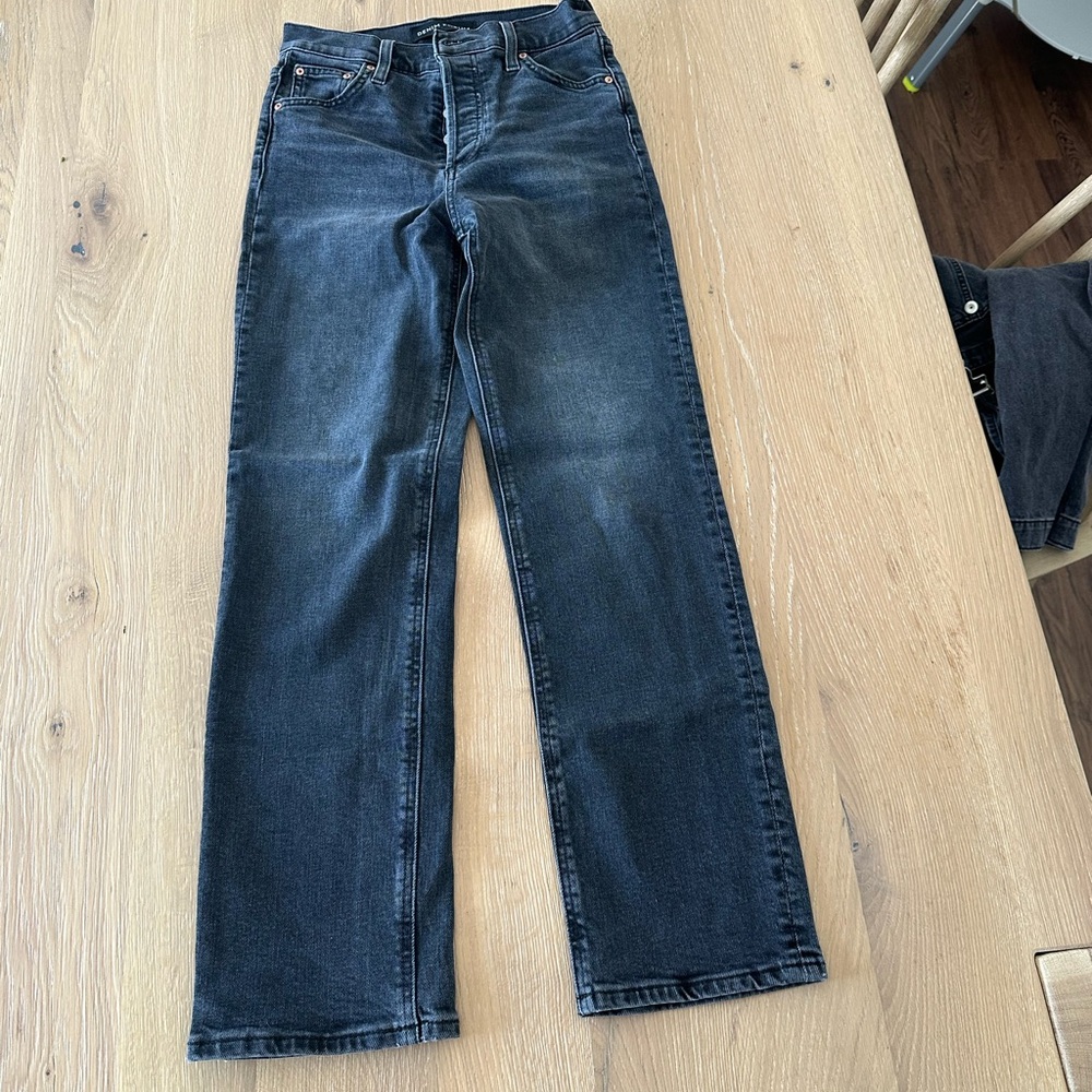 Aritzia denim forum the arlo high rise straight 28L 24”